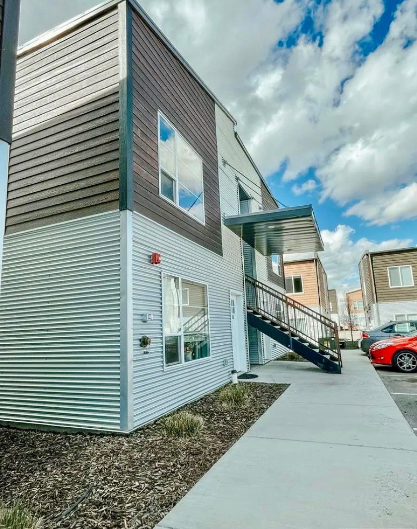 Building Photo - 591 Turin Way