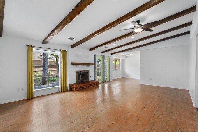 Building Photo - Amiable 3 Bedroom, 2 Bath Home in Anderson Mill