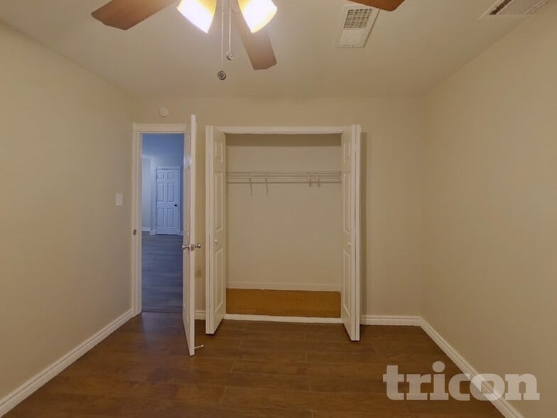 Building Photo - 15202 Highland Ave
