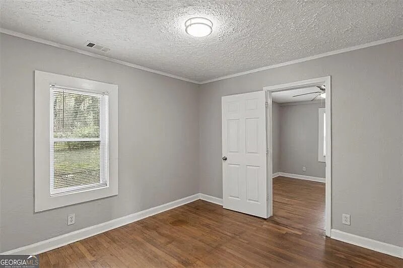 Building Photo - 5074 Park Ave