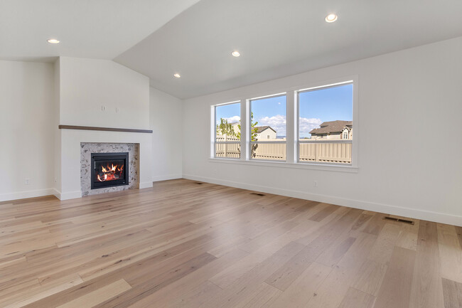 Building Photo - 4646 S Selatir Way