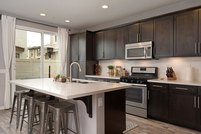 Building Photo - 13234 Cuyamaca Vista Dr