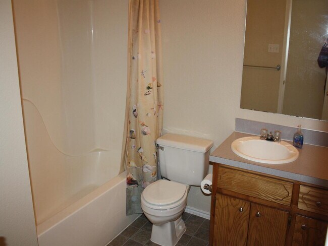 Building Photo - House Located Minutes From Park, School & ...