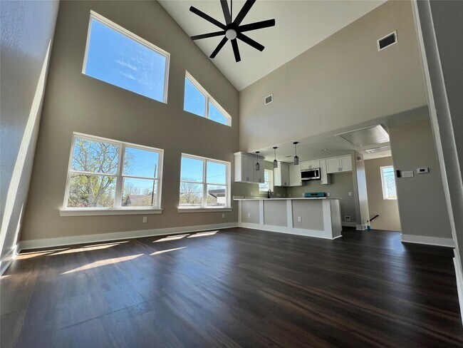 Building Photo - 14706 O Hara Dr