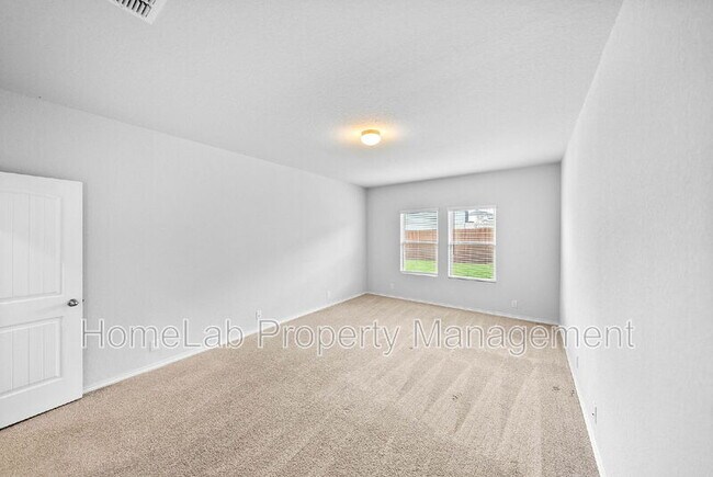 Building Photo - 6723 Shiraz Wy