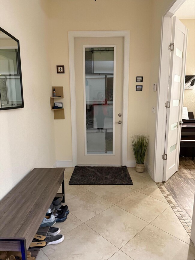 Building Photo - 10286 SW Canossa Way