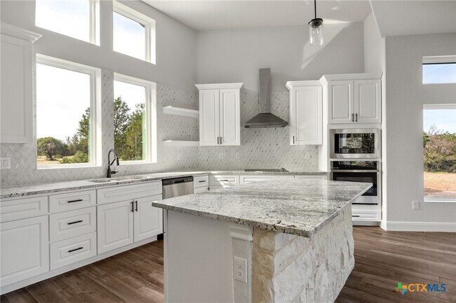 Building Photo - 118 Cap Rock