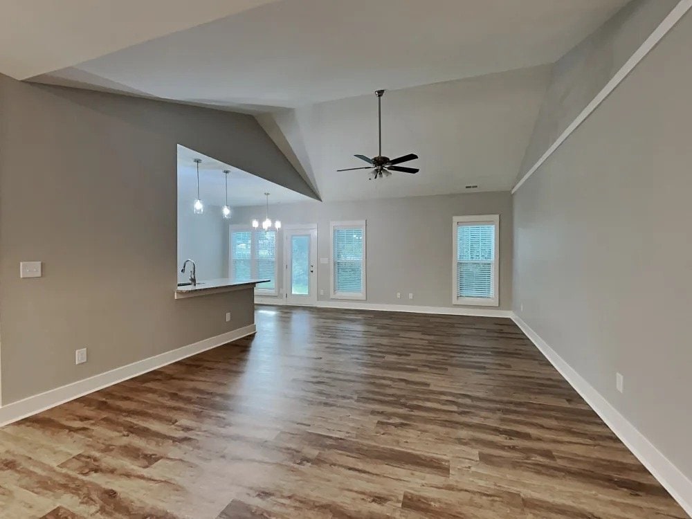 Building Photo - 203 N Toria Dr