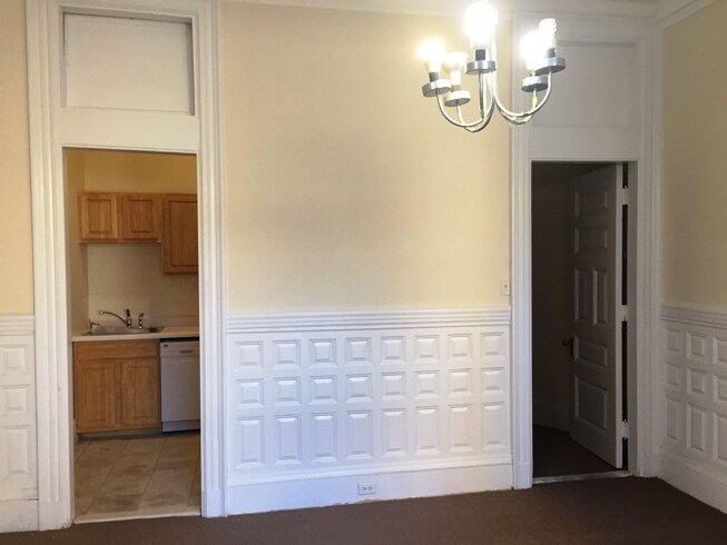 Building Photo - 471 Commonwealth Ave