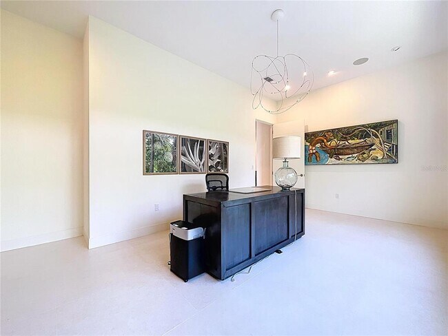 Building Photo - 1347 Harbor Dr