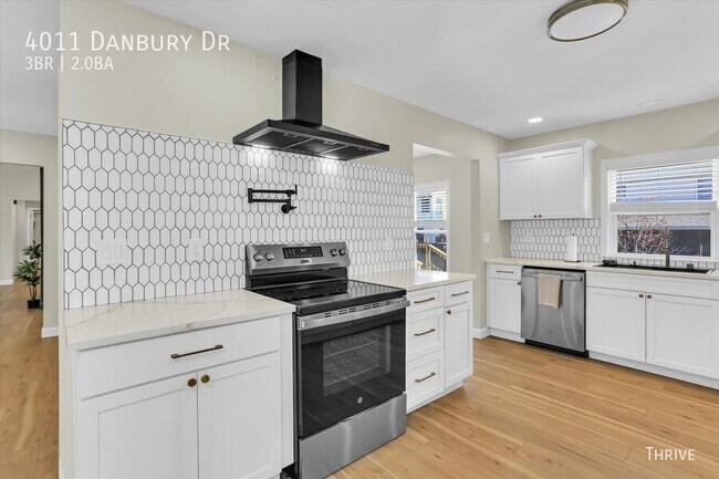 Building Photo - 4011 Danbury Dr