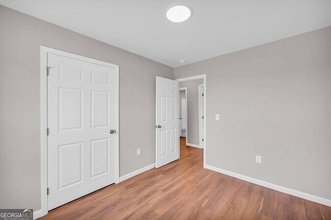 Building Photo - 113 ADALINE COURT