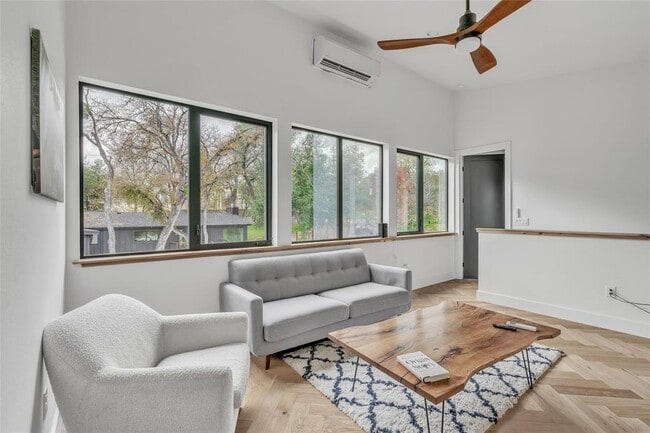 Building Photo - 107 Blue Ridge Trail