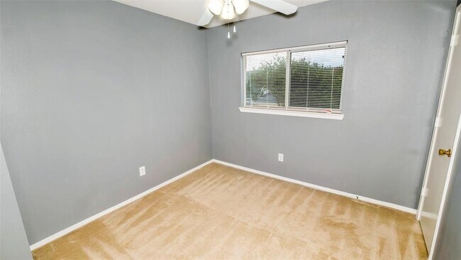 Building Photo - 6127 Lone Prairie Way