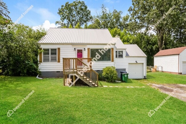 Primary Photo - Charming 2-Bedroom Home in East Ridge!