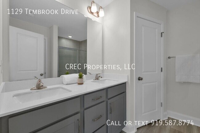 Building Photo - 1129 Tembrook Dr