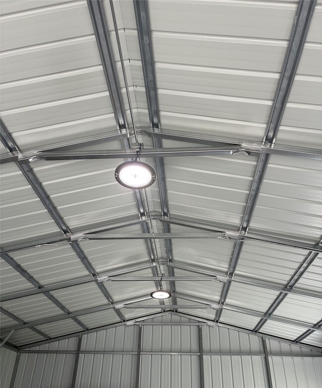 Building Photo - 347 Iron Horse Rd