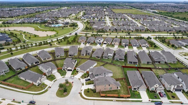 Building Photo - 24407 Prairie Sunflower Cir