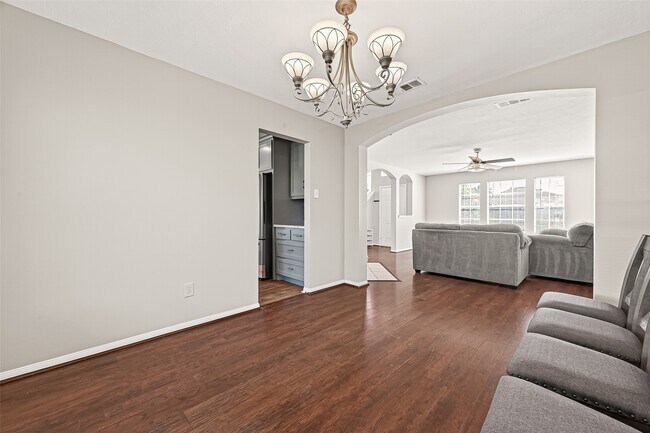 Building Photo - 17522 Coventry Squire Dr