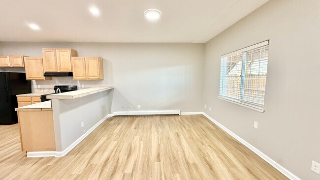 IMG_9501 1 - Table Mountain Townhomes