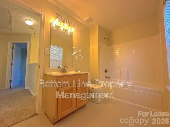 Building Photo - 131 Camforth Dr