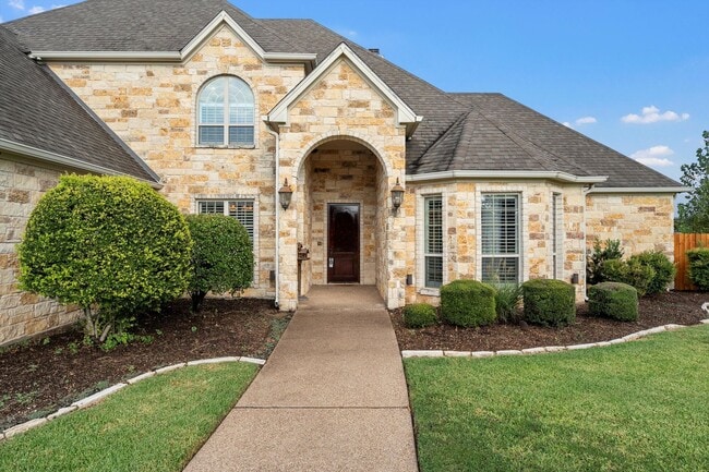 Building Photo - 7030 Flagstone Cir