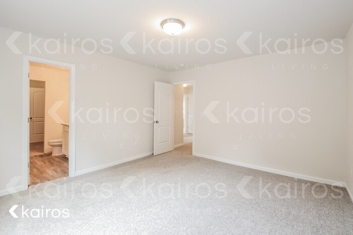 Building Photo - 266 Christopher St