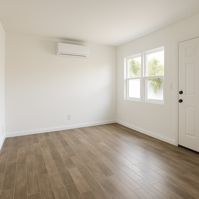 Building Photo - Newly Renovated 1BR/1BA – Modern, Bright &...