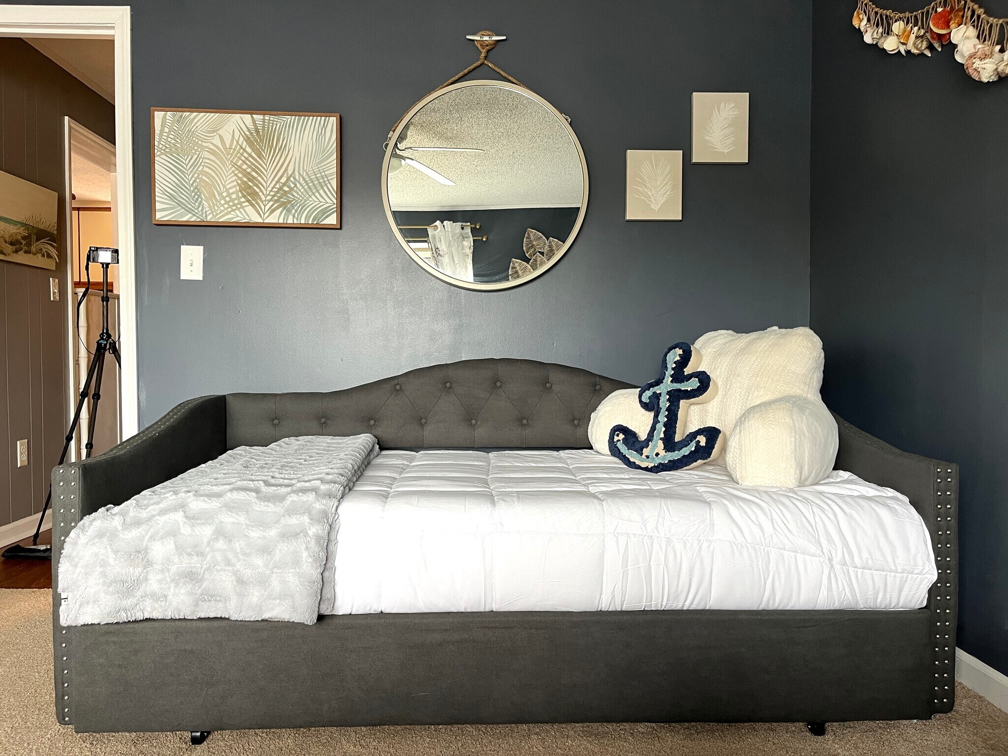 Building Photo - 1919 Spring St