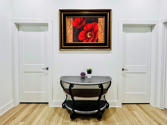 Building Photo - 225 Noras Ln