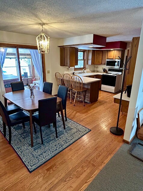 Building Photo - 2828 Saturn Ave