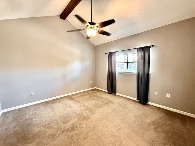 Building Photo - 955 Ridgepoint Ct