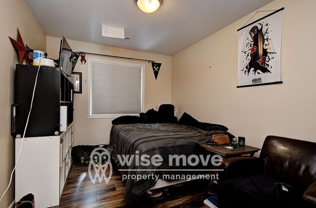 Building Photo - Washougal- 4 Bedroom Home- Apply today!