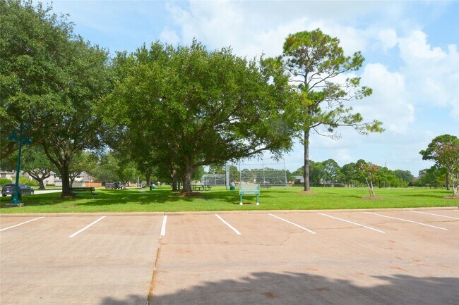 Building Photo - 10127 Sagegate Dr