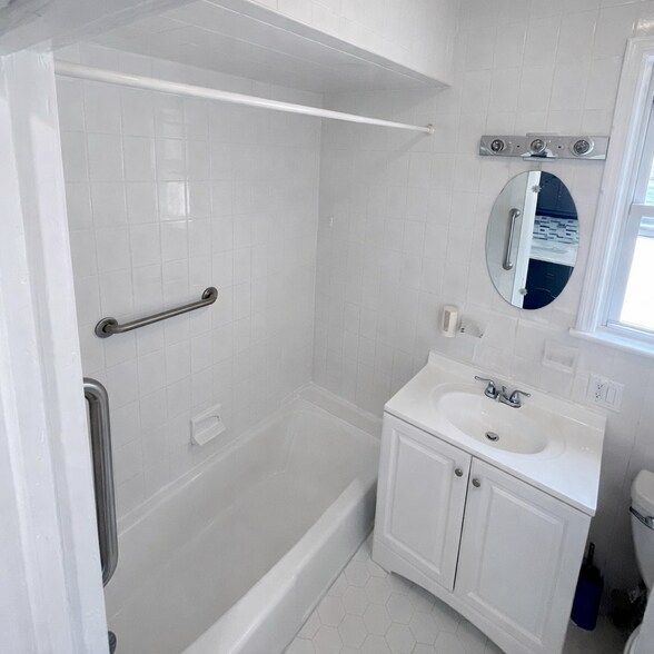 Building Photo - 59 Sherman Plz