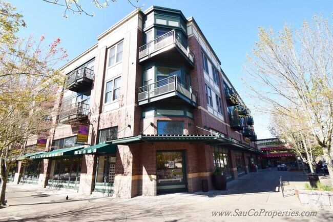 Building Photo - 1425 NE 61st Ave