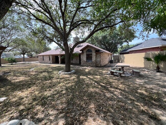 Building Photo - Winfield Subdivision