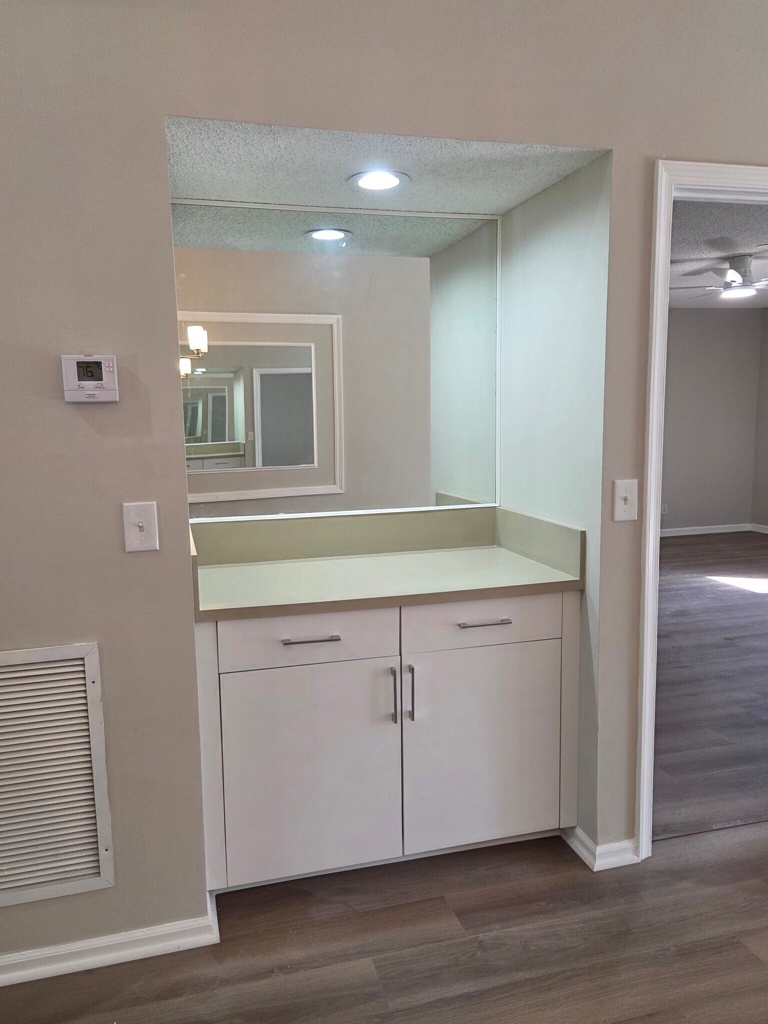 Building Photo - 330 NW 67th St