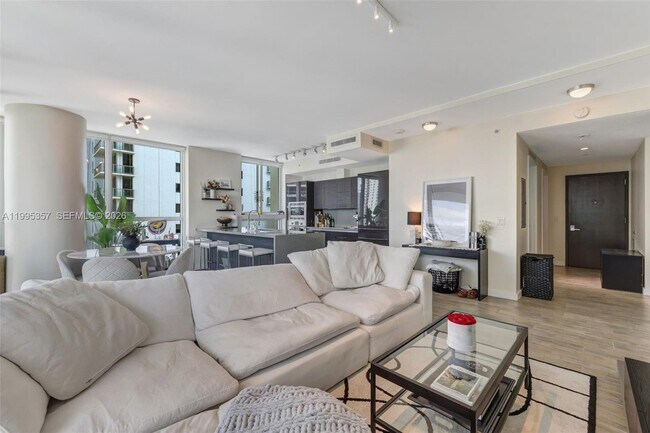 Building Photo - 1080 Brickell Ave