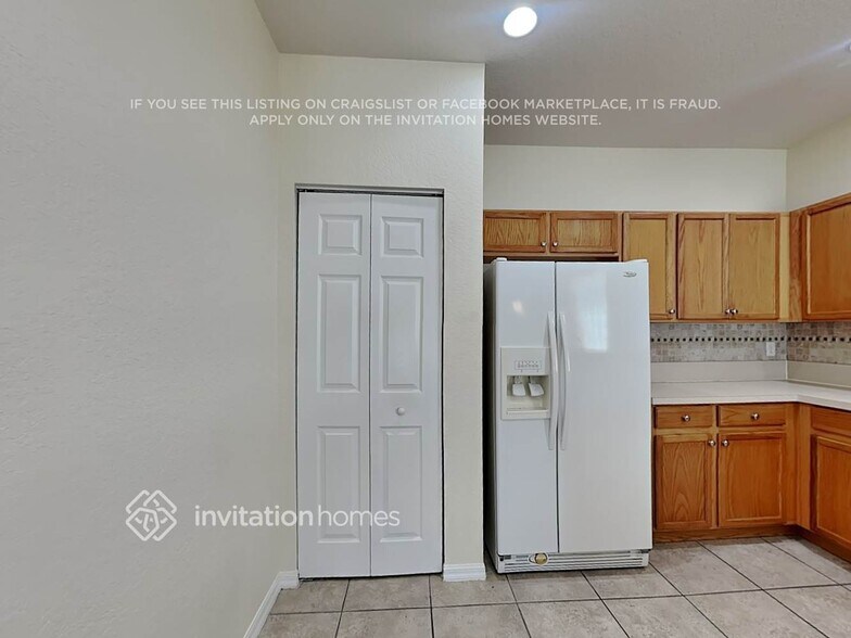 Building Photo - 817 Quartz Terrace