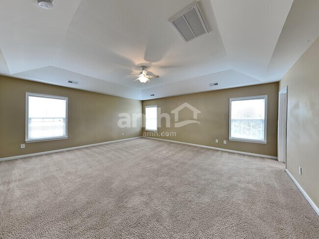 Building Photo - 2845 Roundleaf Ct