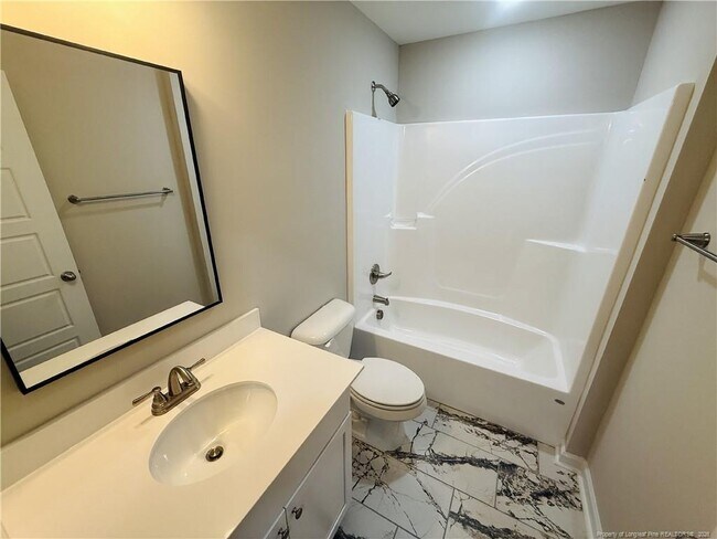 Building Photo - 8107 King Rd