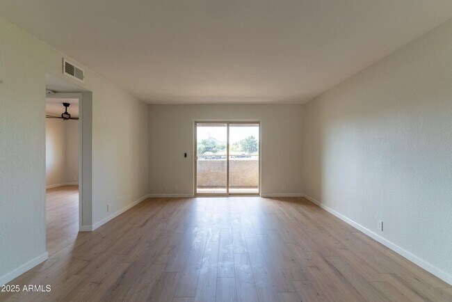 Building Photo - Amazing Condo is now available in heart of...