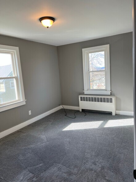 Building Photo - 1014 Pulaski Hwy