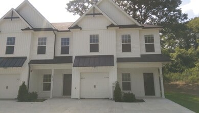 Building Photo - Ooltewah townhome!