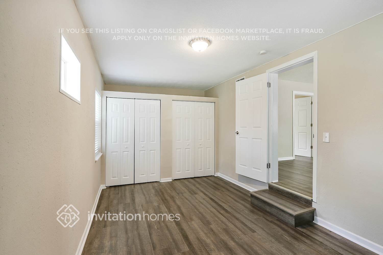 Building Photo - 411 Seffner Valrico Rd