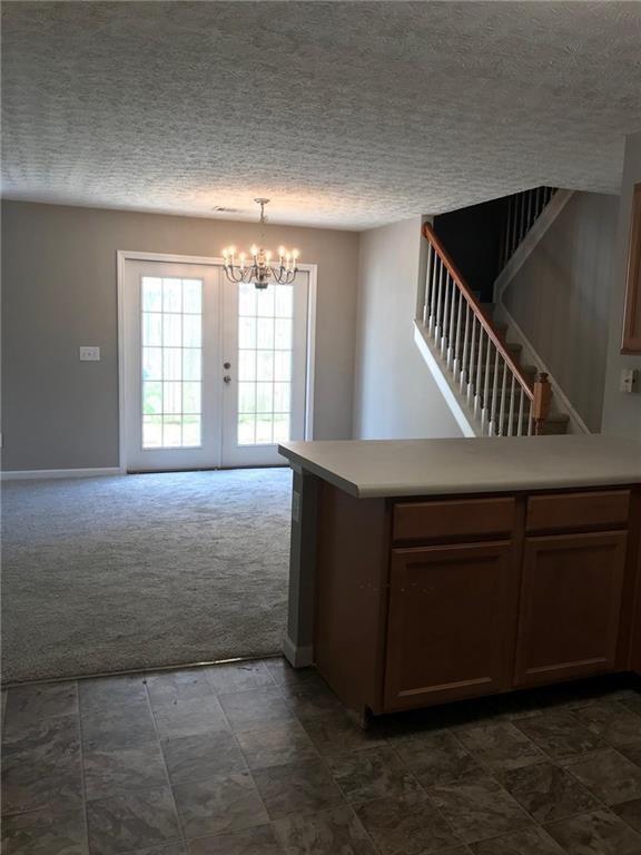 Building Photo - 225 Silver Ridge Dr