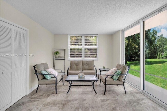 Building Photo - 4000 Cypress Grove Way