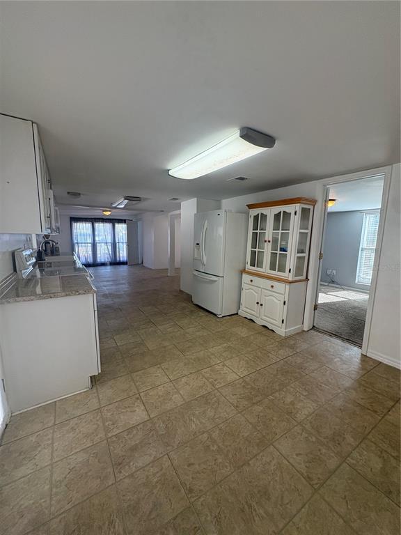 Building Photo - 5817 Portsmouth Dr