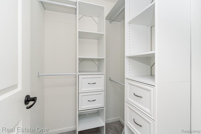 Building Photo - 4637 Bradley Cir